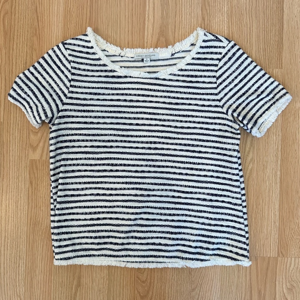 GREEN ENVELOPE Navy Blue and White Stripped Textured Crew Neck T-Shirt